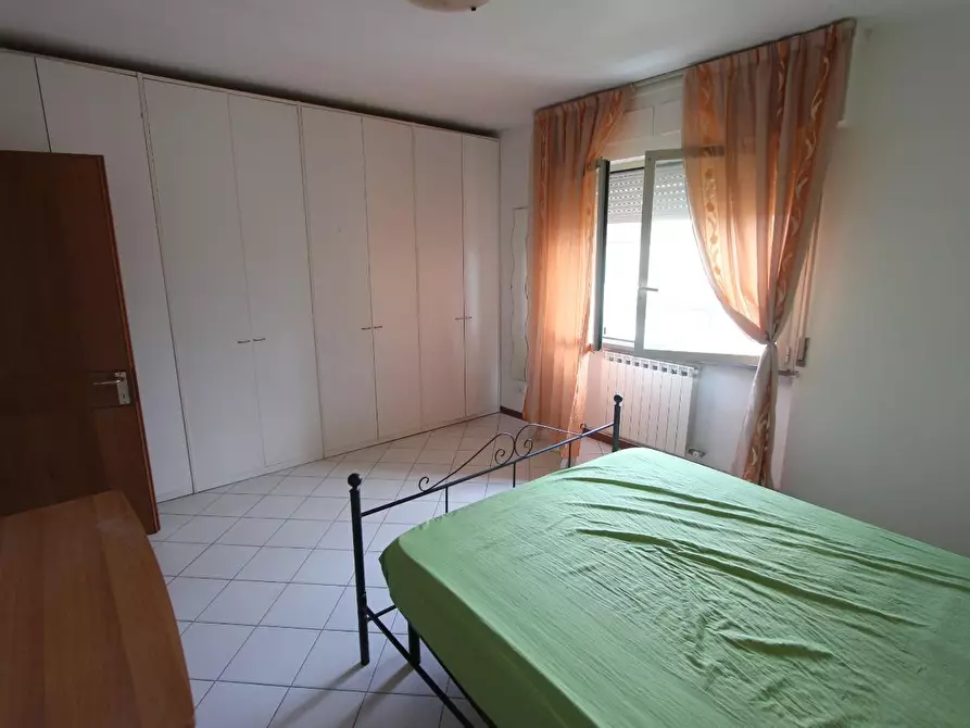 Immagine 11 di Appartamento in vendita  a La Spezia
