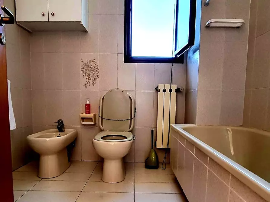 Immagine 13 di Villetta a schiera in vendita  a Massa