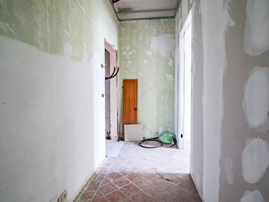 Immagine 15 di Terratetto in vendita  a San Giuliano Terme