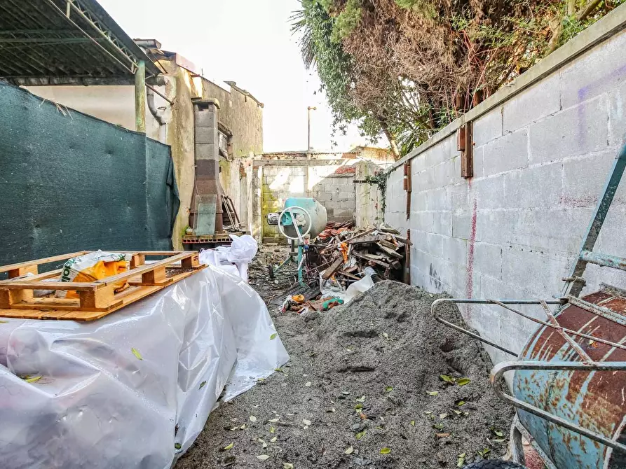 Immagine 22 di Terratetto in vendita  a San Giuliano Terme