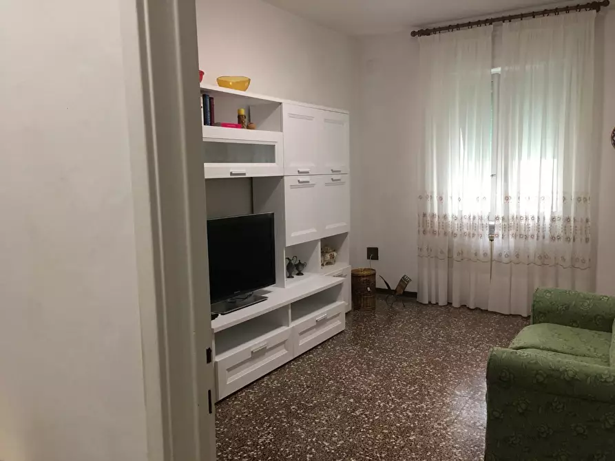 Immagine 10 di Appartamento in affitto  a Livorno