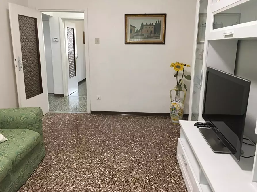 Immagine 3 di Appartamento in affitto  a Livorno