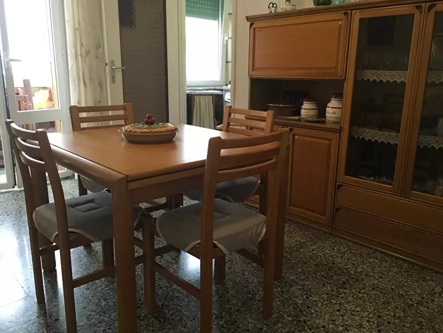 Immagine 13 di Appartamento in affitto  a Livorno