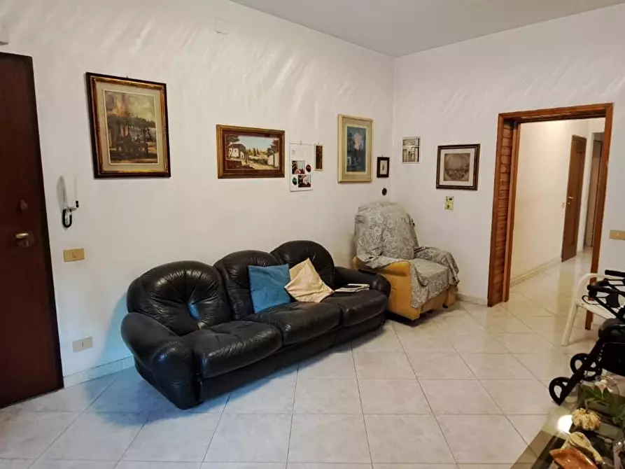 Immagine 1 di Appartamento in vendita  a Livorno
