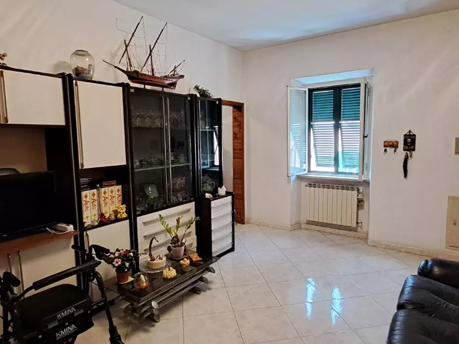 Immagine 4 di Appartamento in vendita  a Livorno