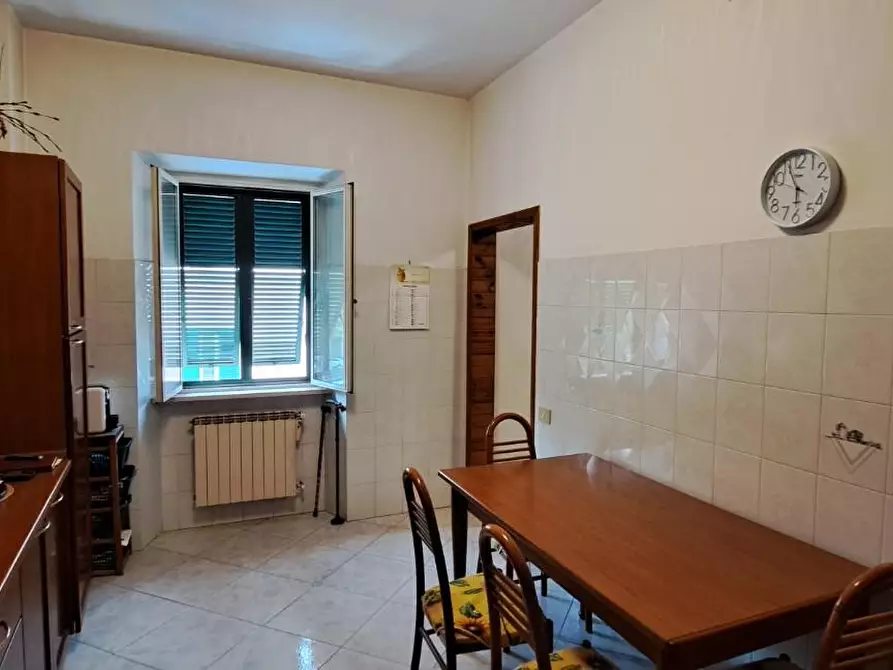 Immagine 8 di Appartamento in vendita  a Livorno