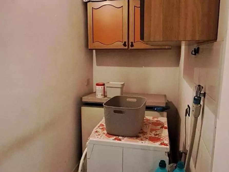 Immagine 12 di Appartamento in vendita  a Livorno