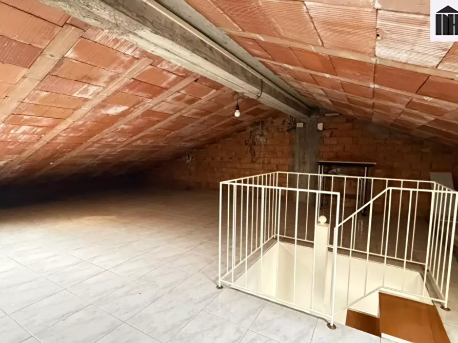 Immagine 17 di Appartamento in vendita  a Santa Croce Sull'arno