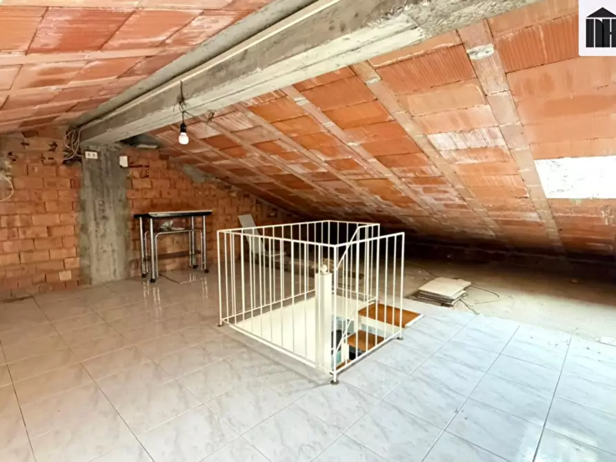 Immagine 16 di Appartamento in vendita  a Santa Croce Sull'arno