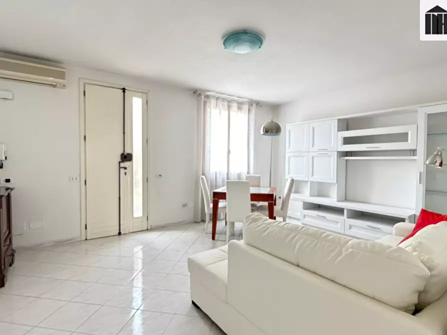 Immagine 5 di Appartamento in vendita  a Santa Croce Sull'arno