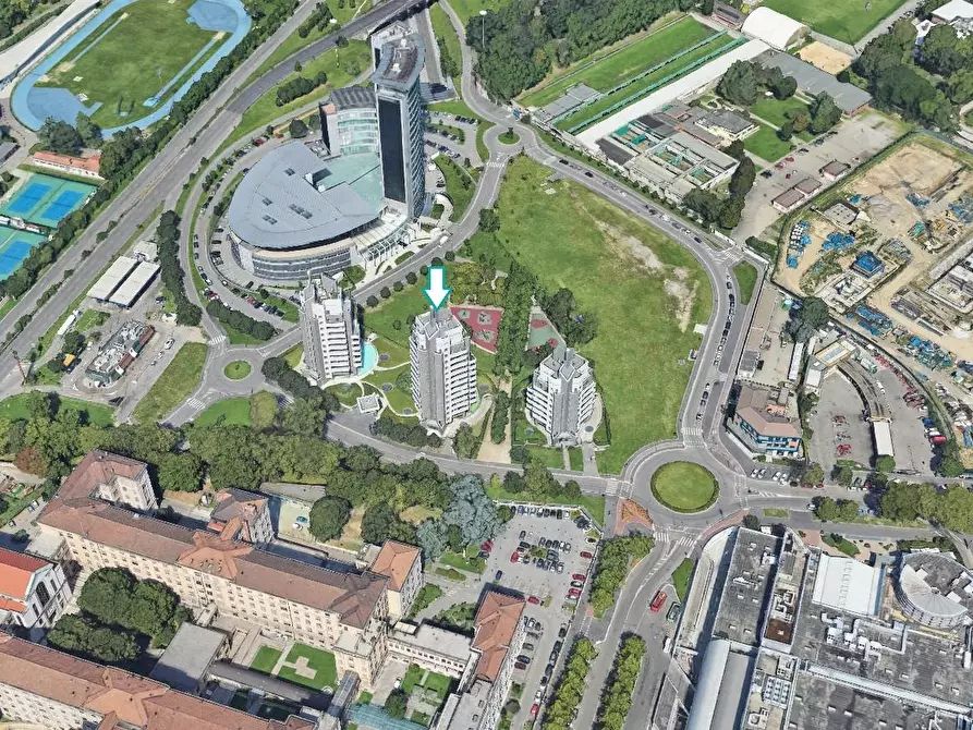 Immagine 2 di Appartamento in vendita  a Milano