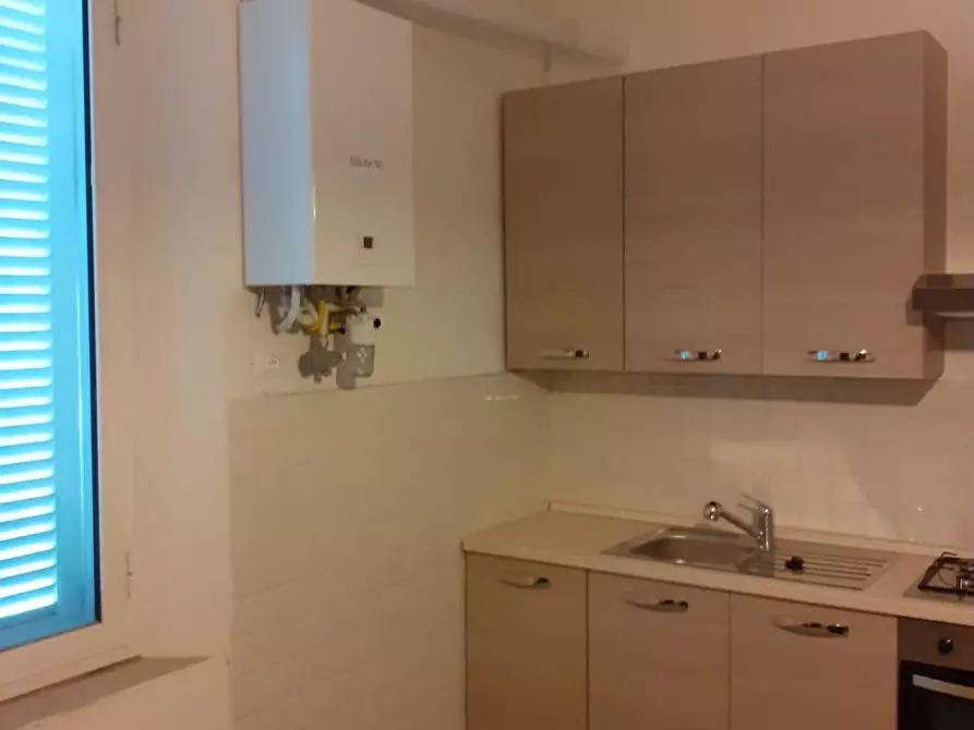 Immagine 13 di Appartamento in affitto  a Pisa