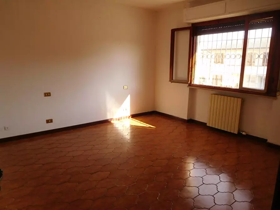 Immagine 7 di Villetta a schiera in vendita  a Vecchiano