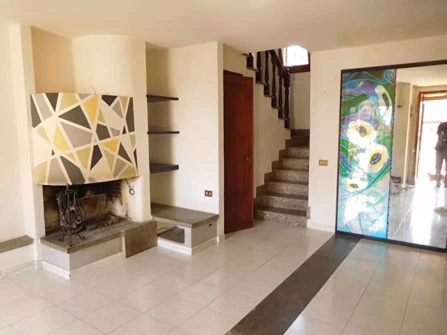 Immagine 1 di Villetta a schiera in vendita  a Vecchiano