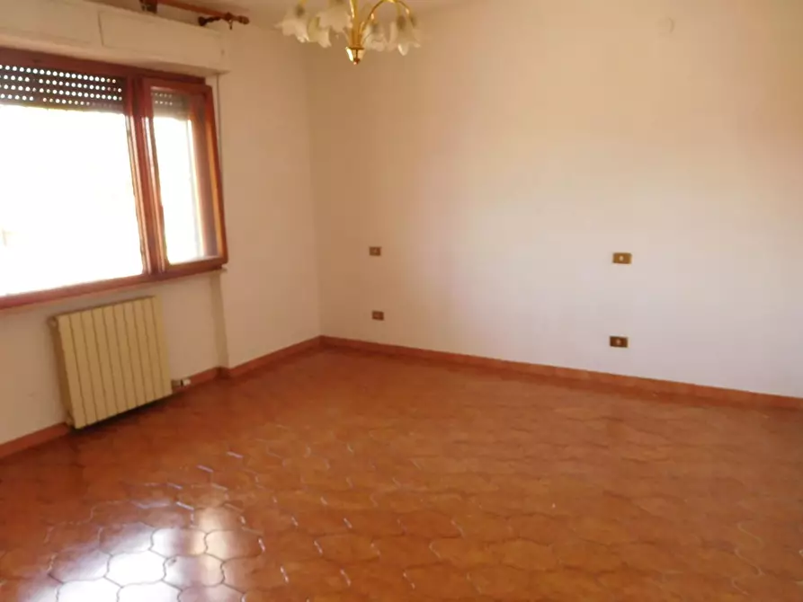 Immagine 5 di Villetta a schiera in vendita  a Vecchiano