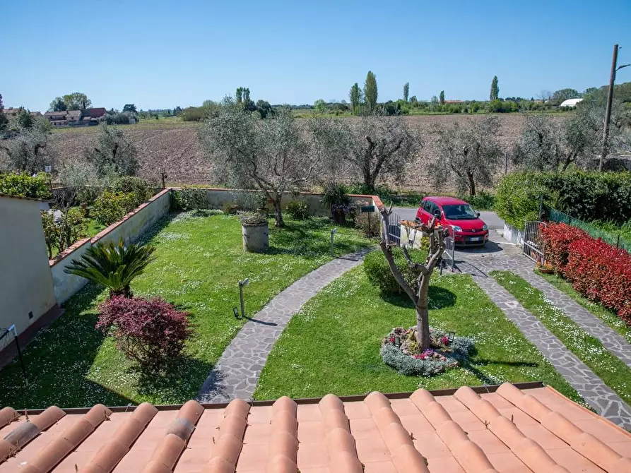 Immagine 34 di Villa in vendita  a San Giuliano Terme