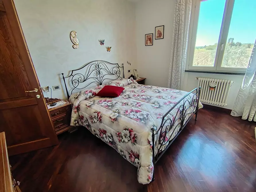 Immagine 36 di Villa in vendita  a San Giuliano Terme