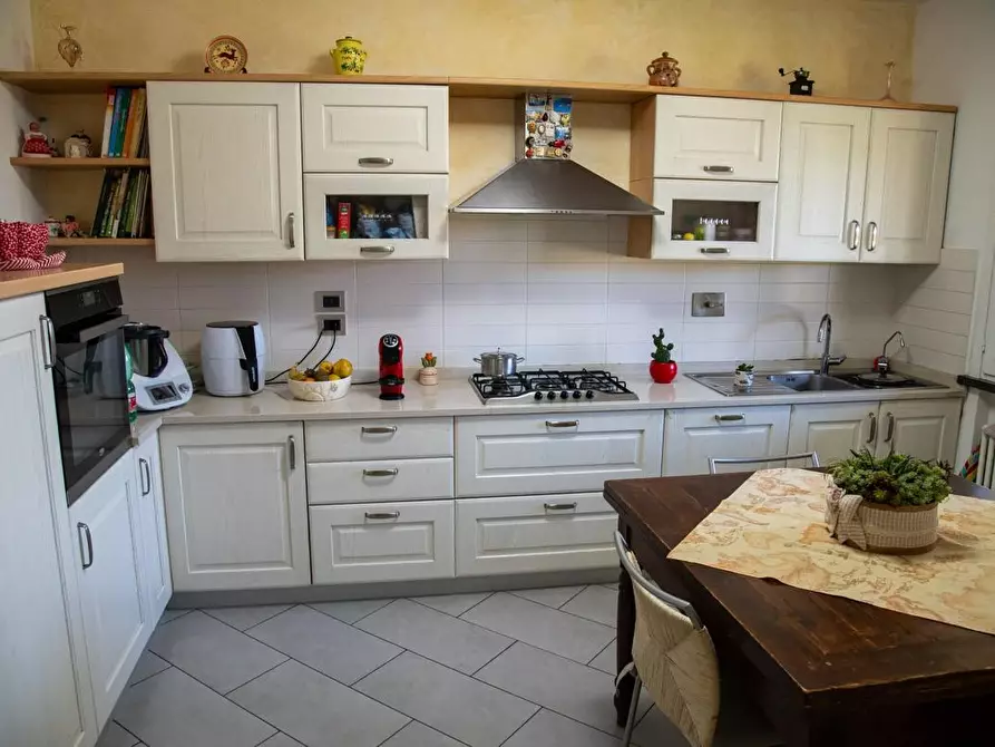 Immagine 21 di Villa in vendita  a San Giuliano Terme