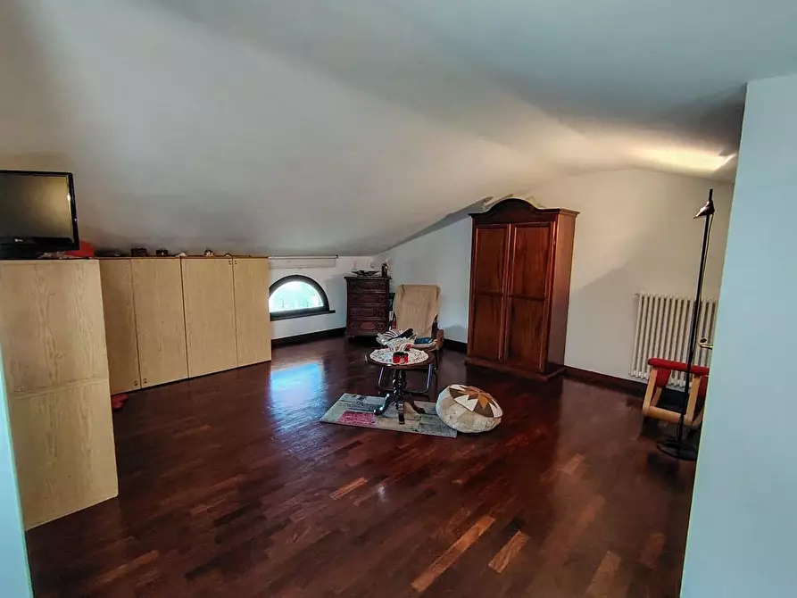 Immagine 46 di Villa in vendita  a San Giuliano Terme