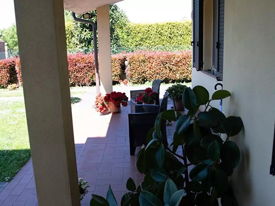 Immagine 23 di Villa in vendita  a San Giuliano Terme