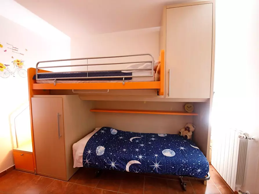 Immagine 35 di Appartamento in affitto  a Collesalvetti