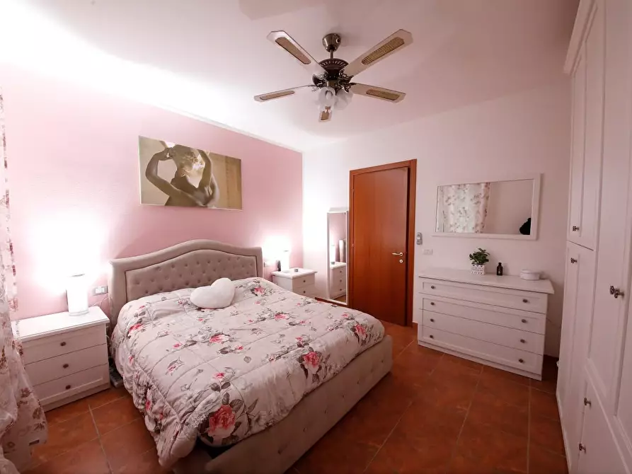 Immagine 23 di Appartamento in affitto  a Collesalvetti