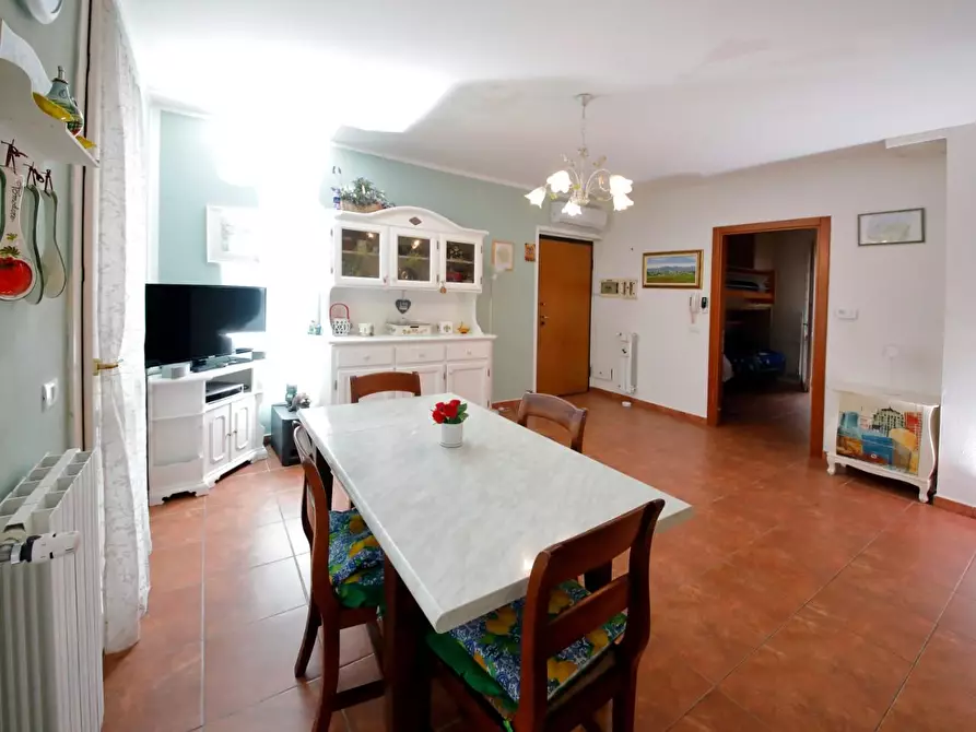 Immagine 8 di Appartamento in affitto  a Collesalvetti