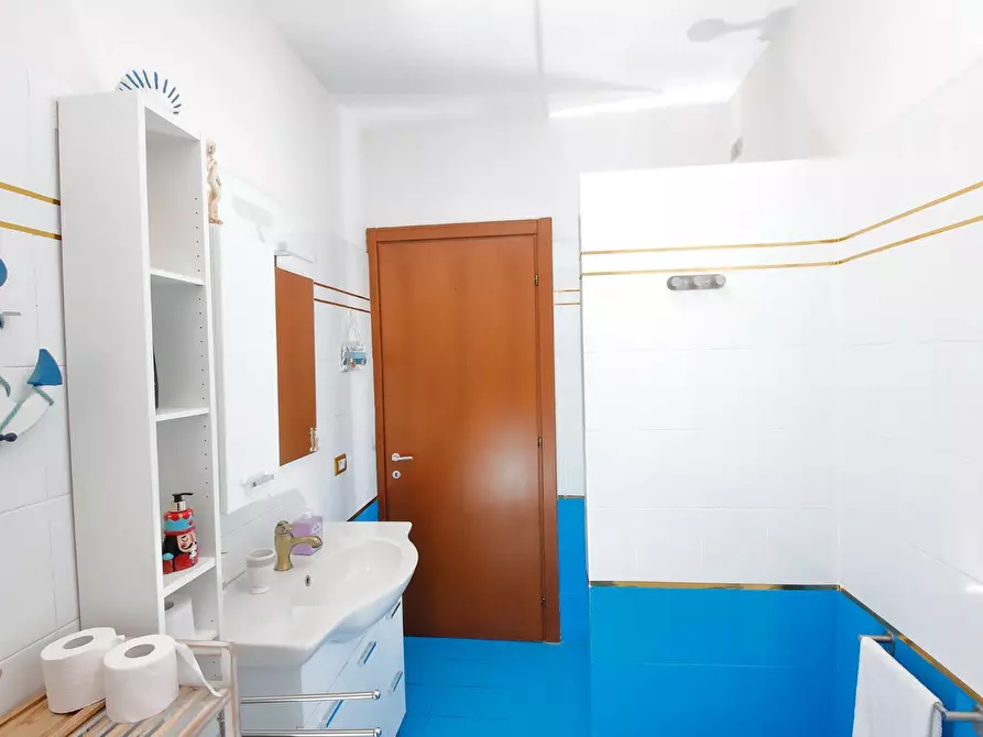 Immagine 29 di Appartamento in affitto  a Collesalvetti