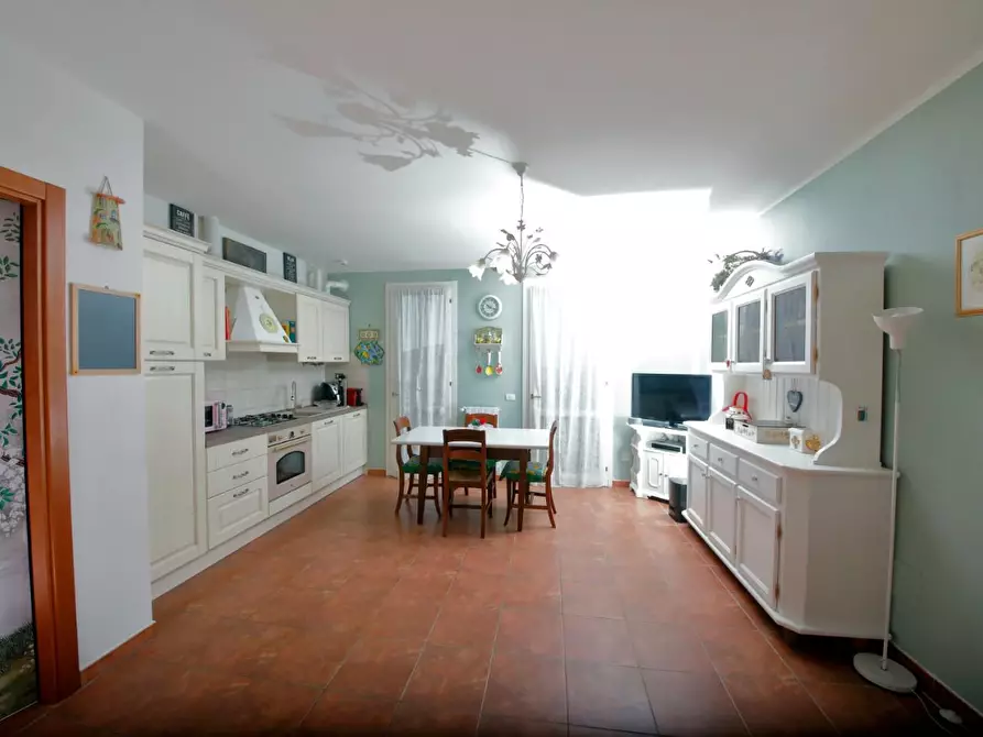 Immagine 4 di Appartamento in affitto  a Collesalvetti