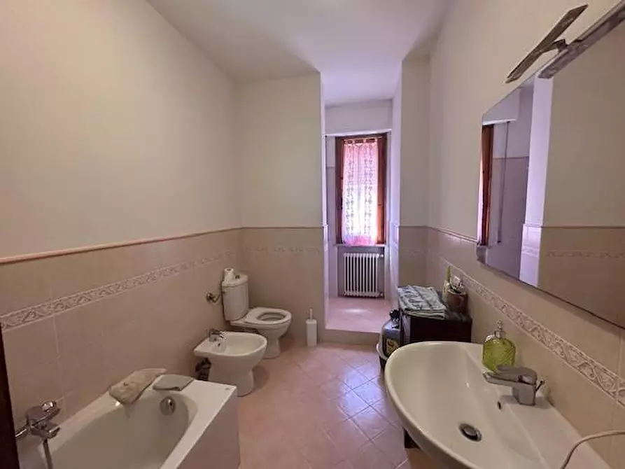 Immagine 12 di Appartamento in vendita  a Cascina