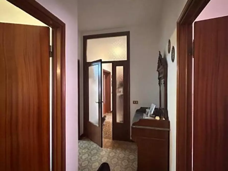 Immagine 18 di Appartamento in vendita  a Cascina