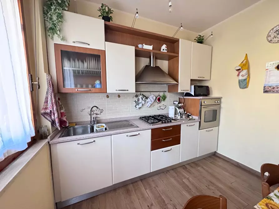 Immagine 7 di Appartamento in vendita  a Cascina