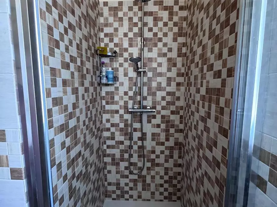 Immagine 16 di Appartamento in vendita  a Cascina