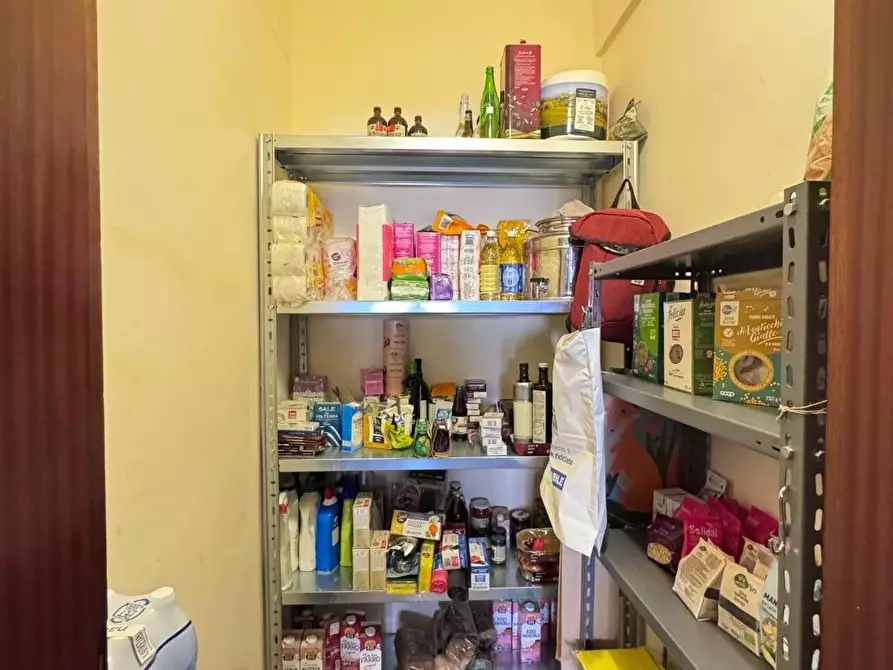 Immagine 19 di Appartamento in vendita  a Cascina