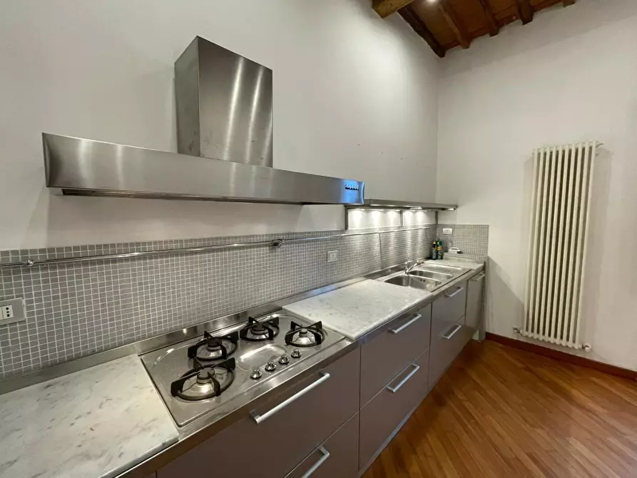 Immagine 6 di Appartamento in affitto  a Pisa