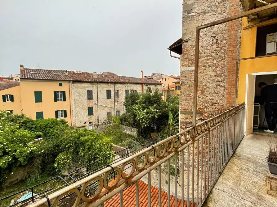 Immagine 5 di Appartamento in affitto  a Pisa