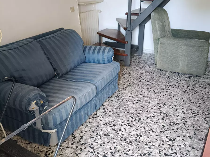 Immagine 10 di Terratetto in vendita  a Massa