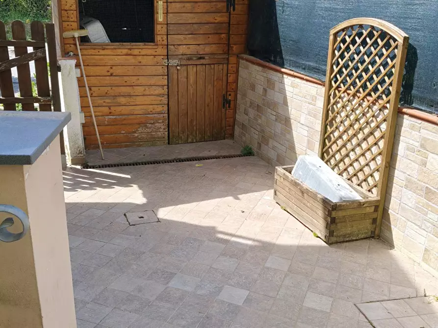 Immagine 3 di Terratetto in vendita  a Massa