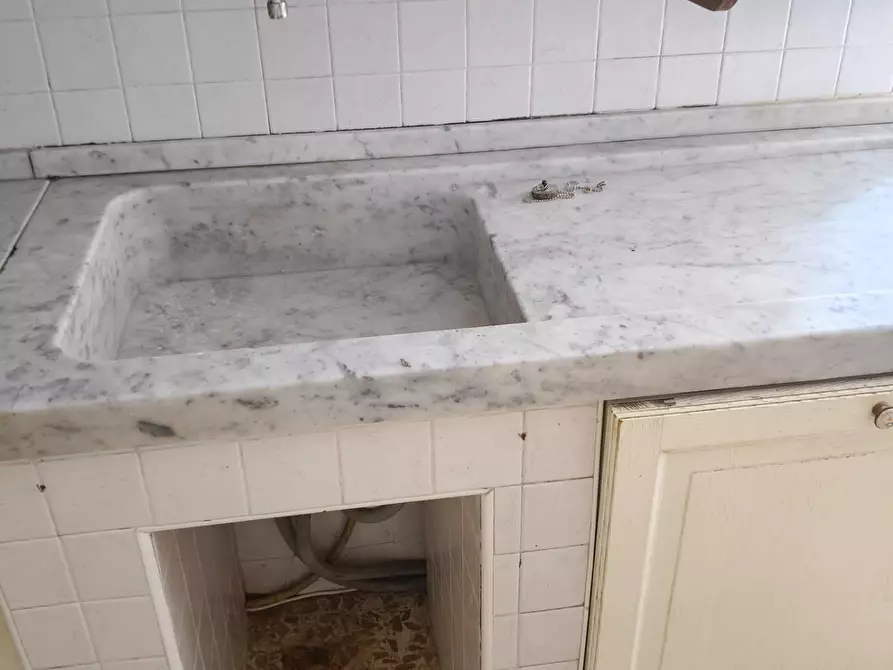 Immagine 6 di Terratetto in vendita  a Massa