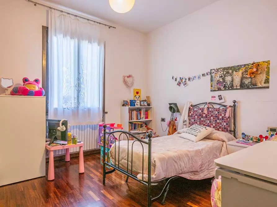 Immagine 20 di Villa in vendita  a Pontedera