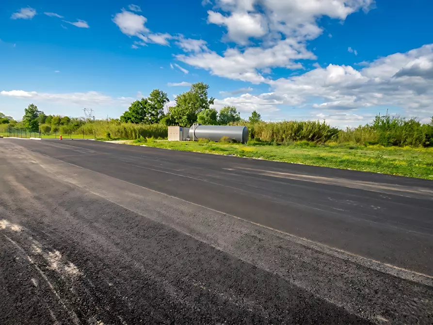 Immagine 2 di Capannone industriale in affitto  a San Miniato