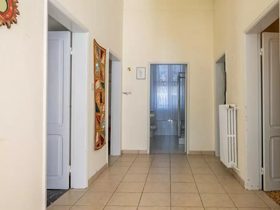 Immagine 14 di Casa indipendente in vendita  a Pontedera