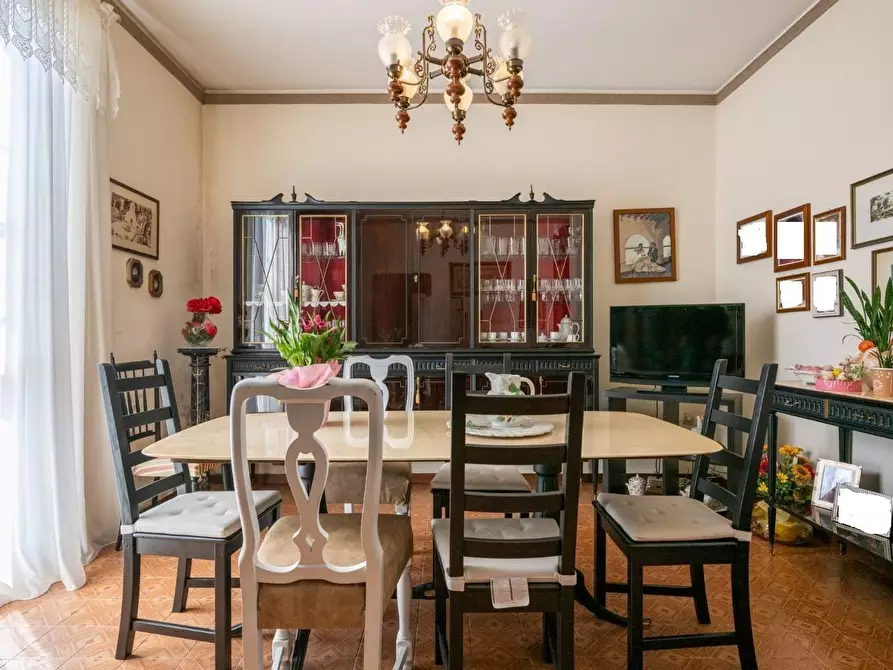 Immagine 9 di Casa indipendente in vendita  a Pontedera