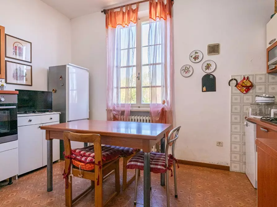 Immagine 11 di Casa indipendente in vendita  a Pontedera