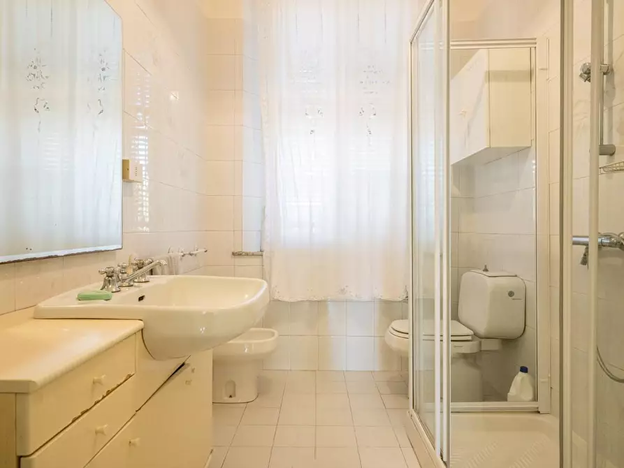 Immagine 18 di Casa indipendente in vendita  a Pontedera