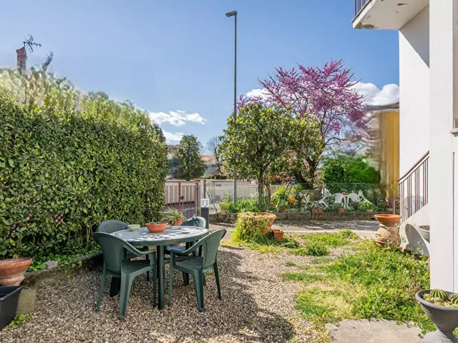 Immagine 5 di Casa indipendente in vendita  a Pontedera