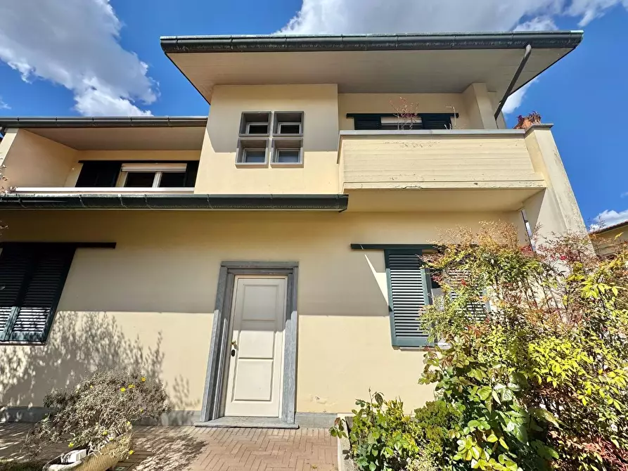 Immagine 41 di Villa in vendita  a Ponsacco