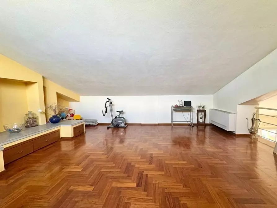 Immagine 28 di Villa in vendita  a Ponsacco