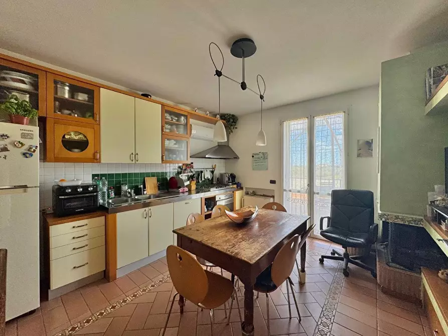 Immagine 8 di Villa in vendita  a Ponsacco