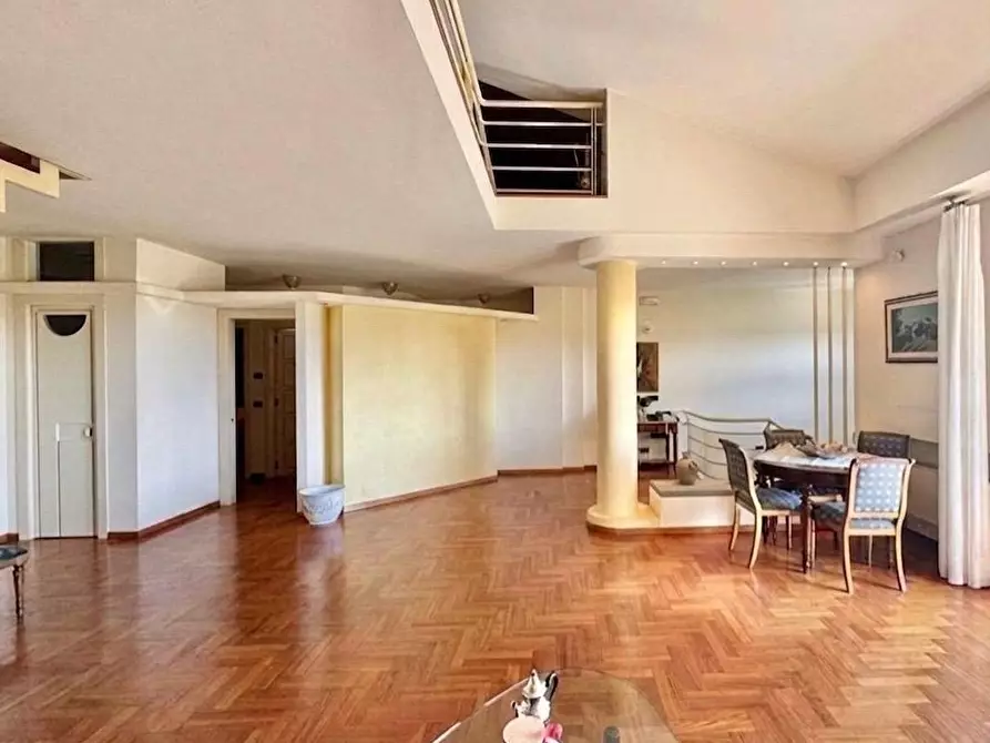 Immagine 4 di Villa in vendita  a Ponsacco